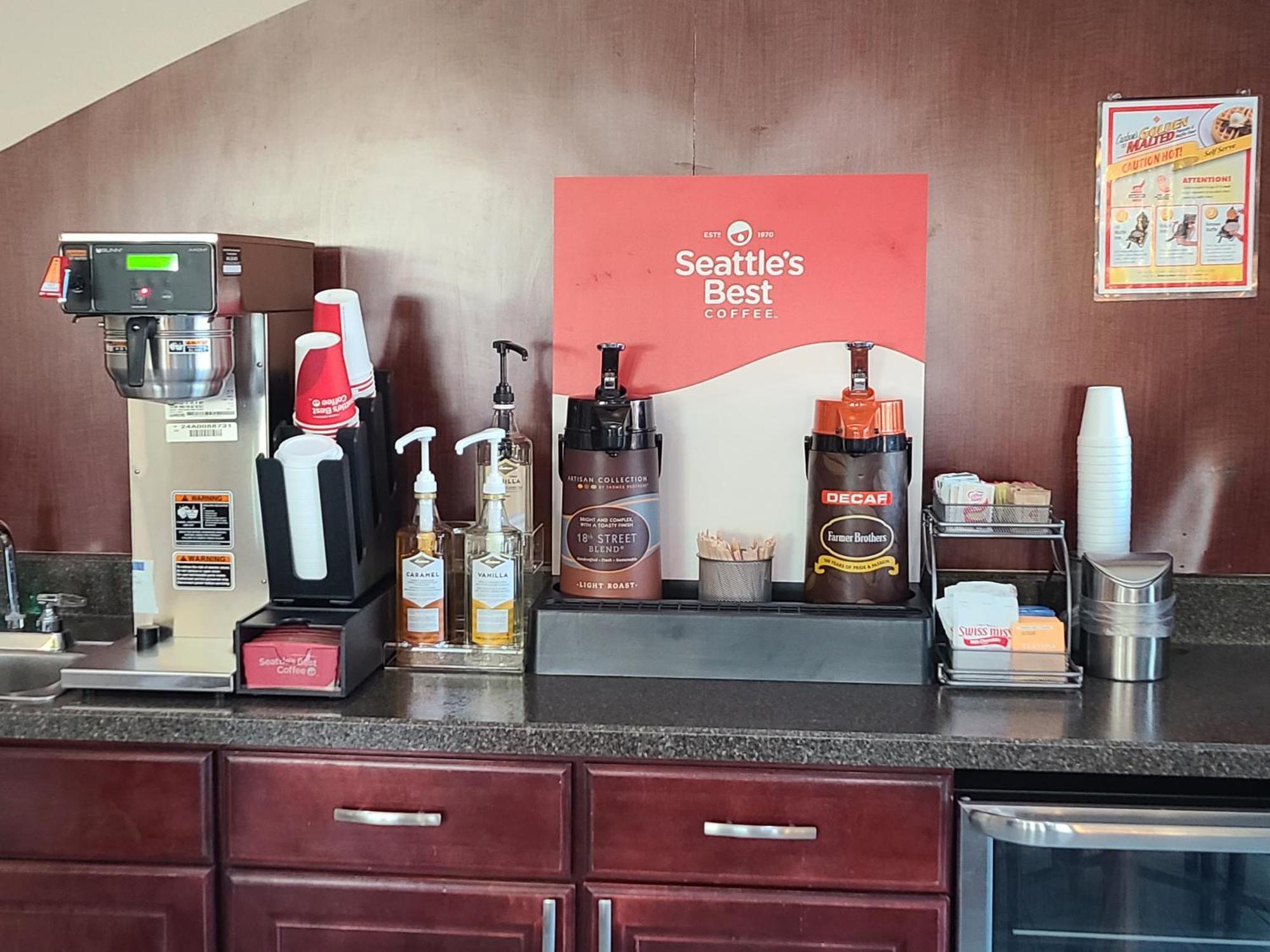 Boarders Inn And Suites By Cobblestone Lamar Missouri Eksteriør billede