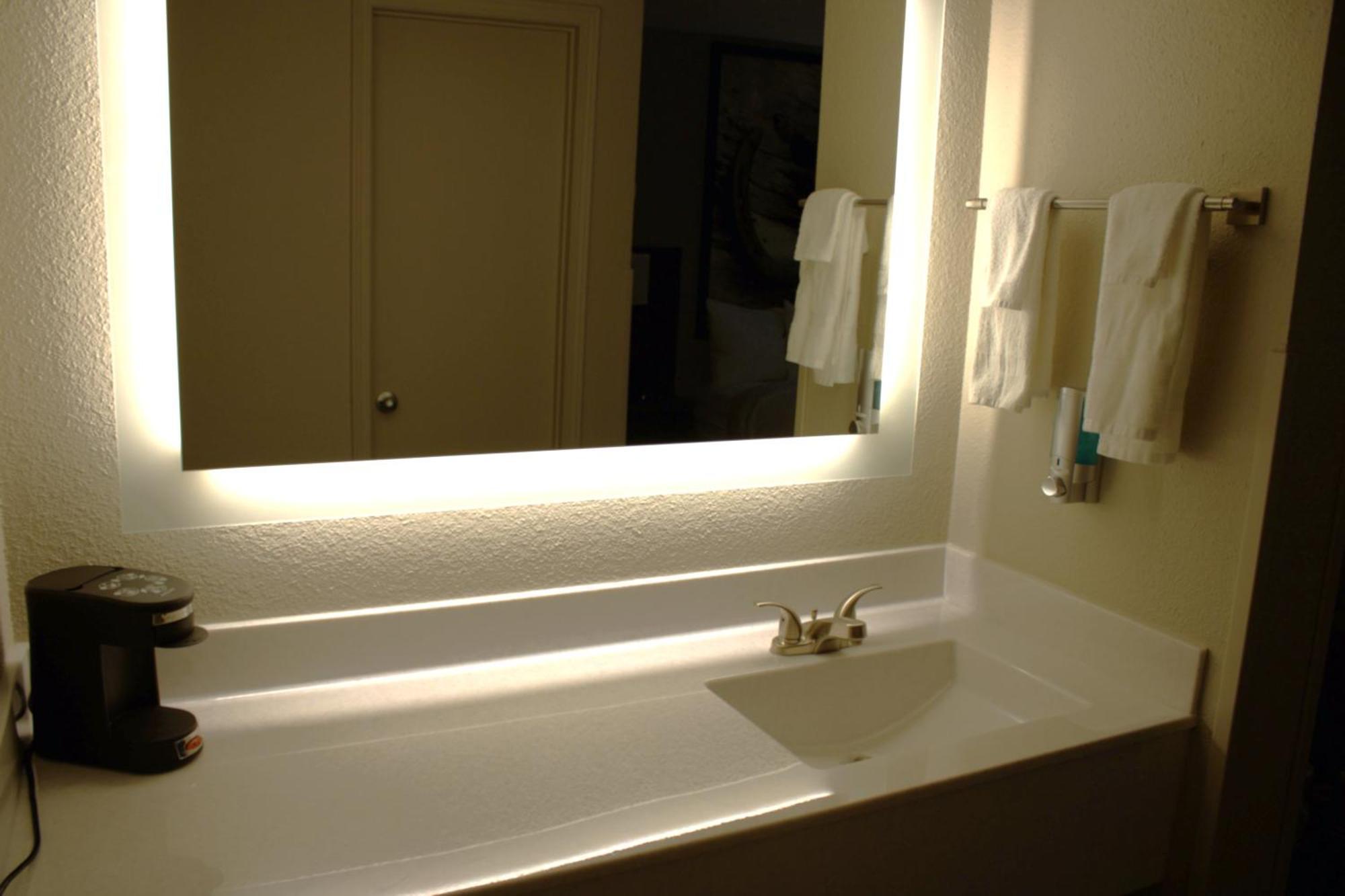 Boarders Inn And Suites By Cobblestone Lamar Missouri Eksteriør billede