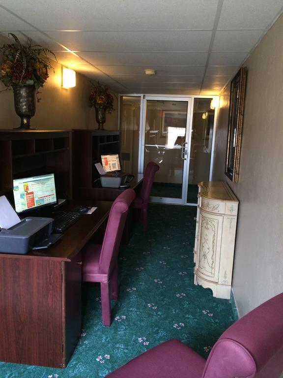 Boarders Inn And Suites By Cobblestone Lamar Missouri Eksteriør billede